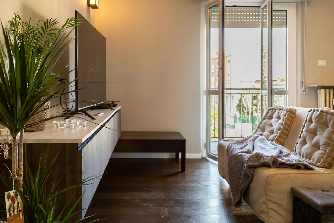 La Preziosa Apartment - By Host4U Pavia